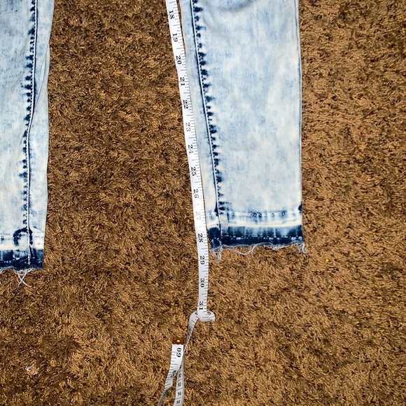 Mudd Stretch High Rise Jeans - Picture 2 of 7